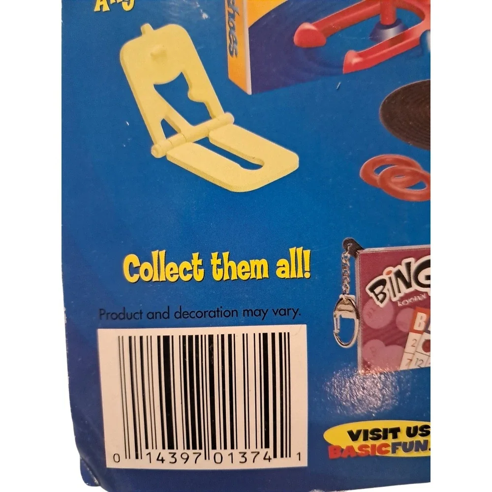 HORSESHOES GAME KEYCHAIN BASIC FUN NEW IN PACKAGE